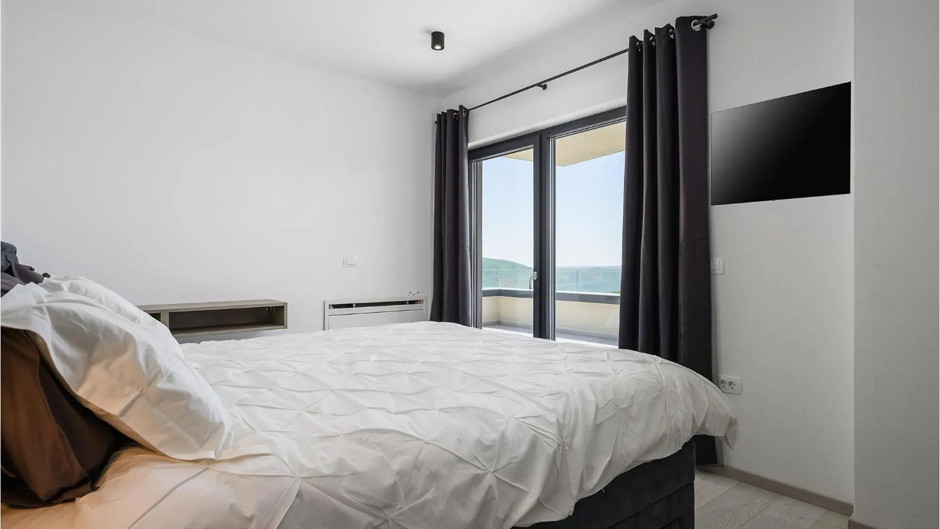 Villa De La Vie Rasa Holiday home
